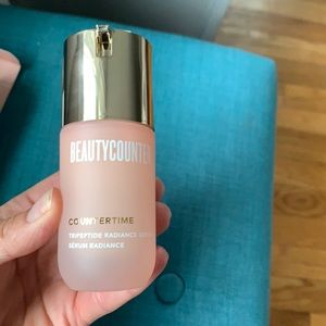 New! Beautycounter Tripeptide radiance  serum